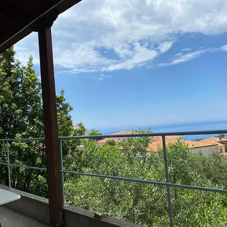 Vila Pushimit * Dhërmi